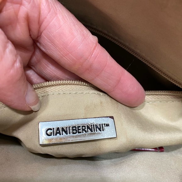 Red Crossbody - Picture 4 of 8